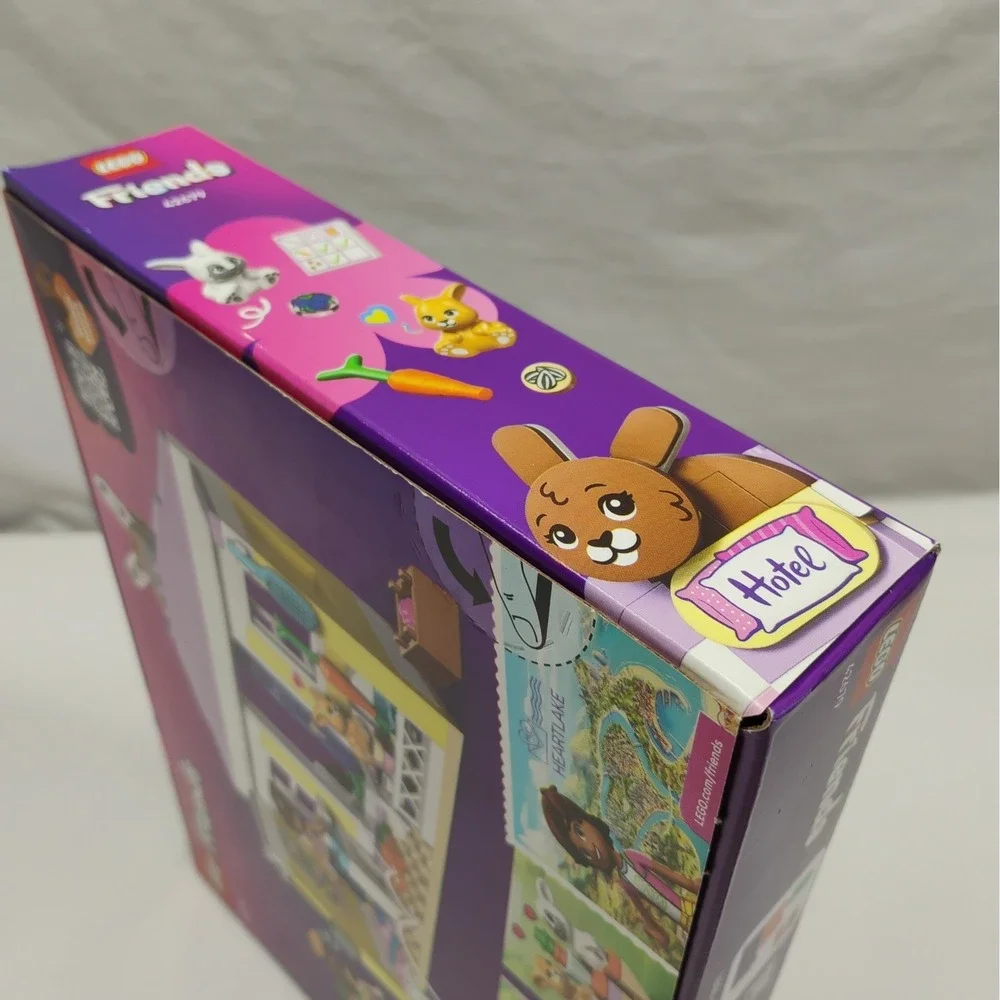 LEGO Friends Heartlake City Bunny Hotel 42679 Building Toy Set 161 Pc New Sealed